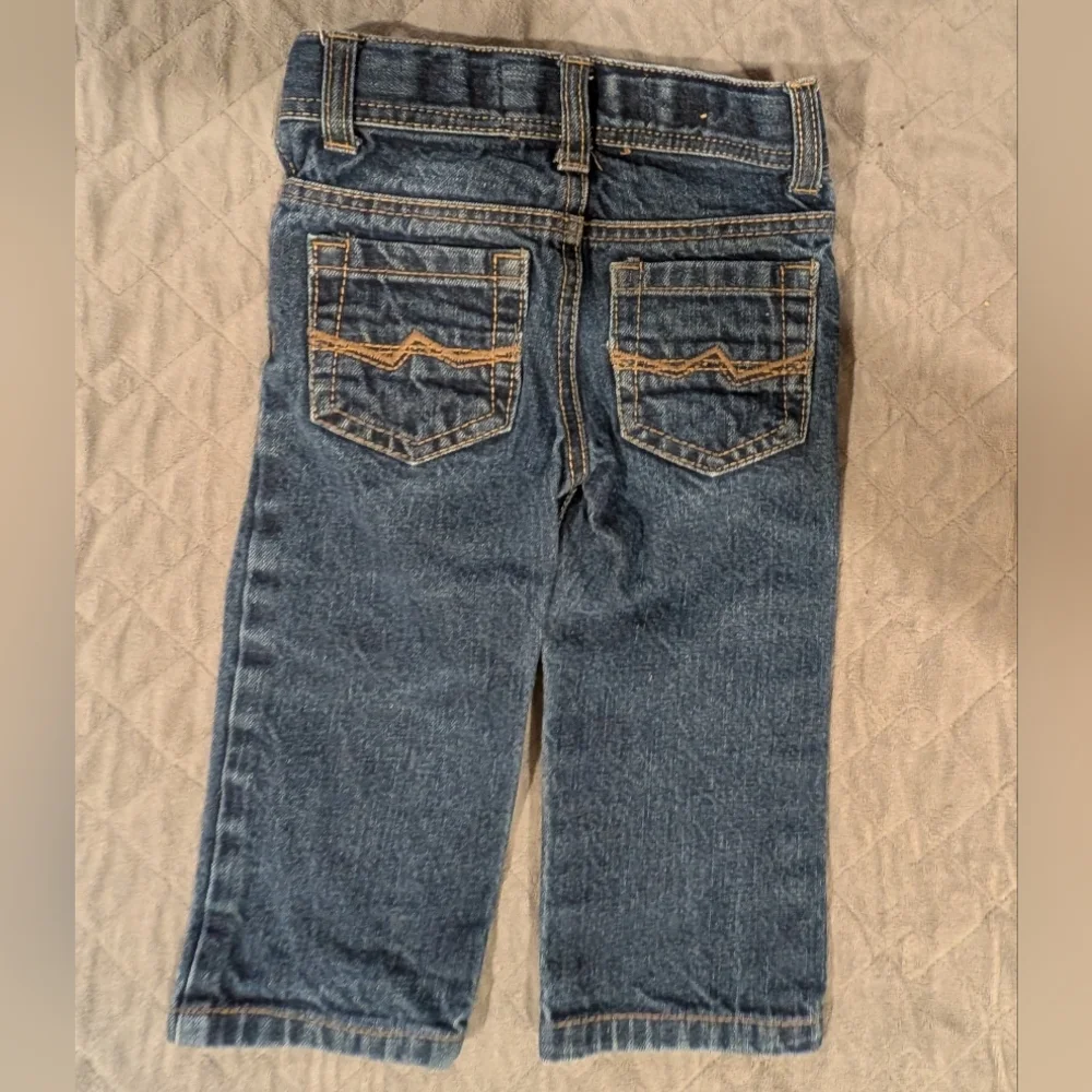 GAP 2T Navy Sweatshirt and Denim Jeans Set